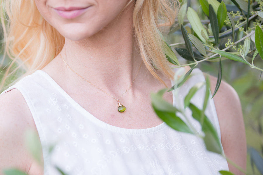 Bright Green Quartz Gemstone Necklace